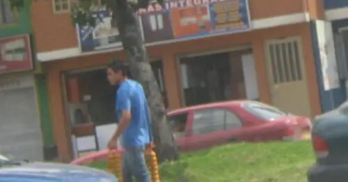 COCINAS INTEGRALES AVENIDA 68 CON 37 COCINAS INTEGRALES AVENIDA 68 CON 37